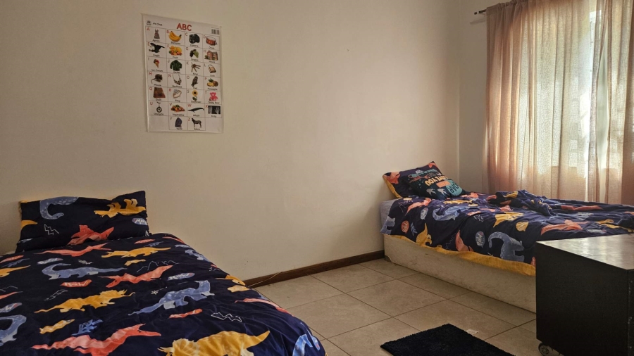 4 Bedroom Property for Sale in Newlands Western Cape